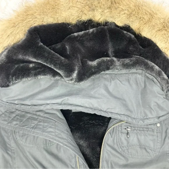 Aritzia Parka Jacket | SMALL - Picture 12 of 17